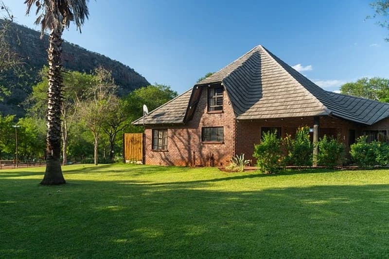 Falcon Glen Hot Springs Resort, South Africa