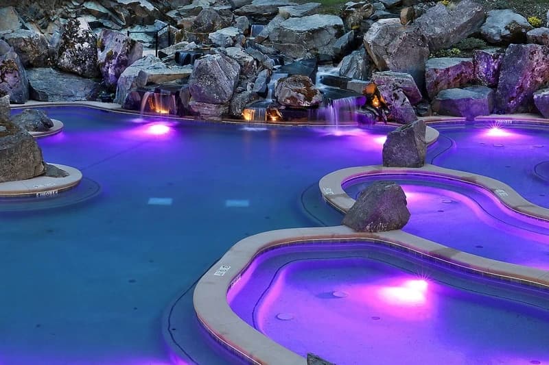 Hot Springs Pools & Units, Australia