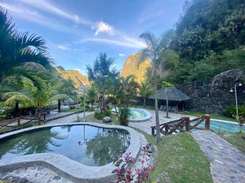 Puning Hot Spring and Restaurant, Philippines