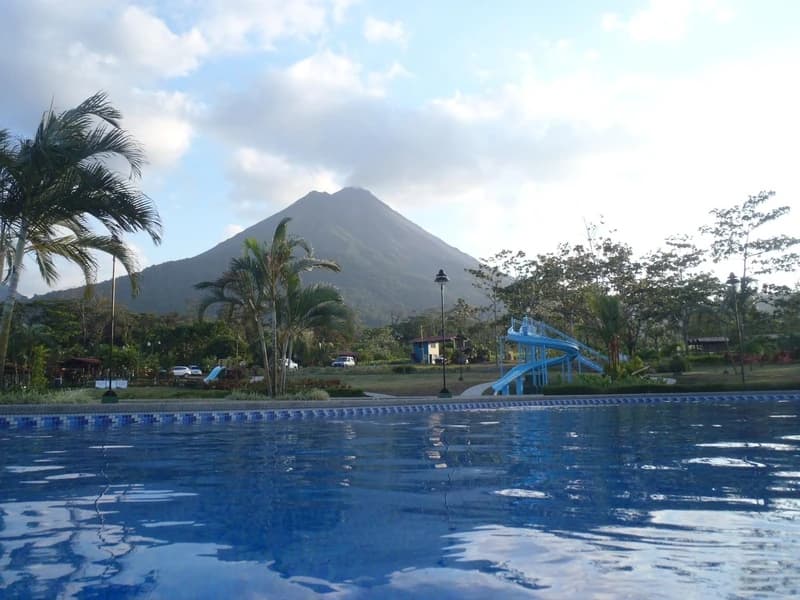 Termales Los Laureles, Costa Rica