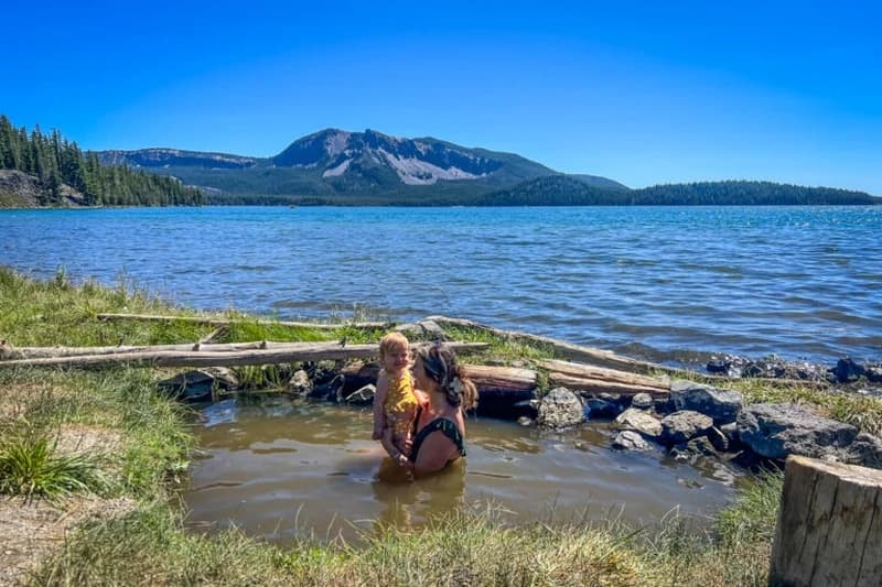 Paulina Lake Hot Spring, USA