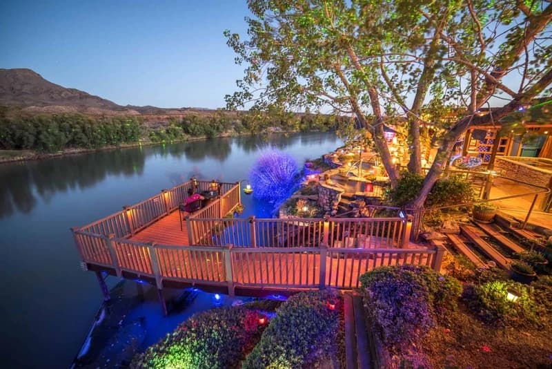 Riverbend Hot Springs, USA