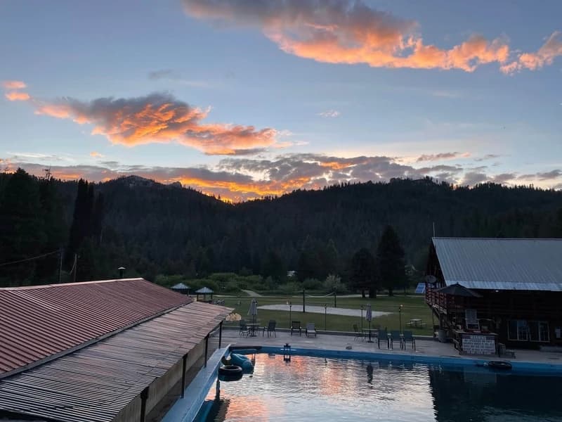 Silver Creek Plunge Resort, USA